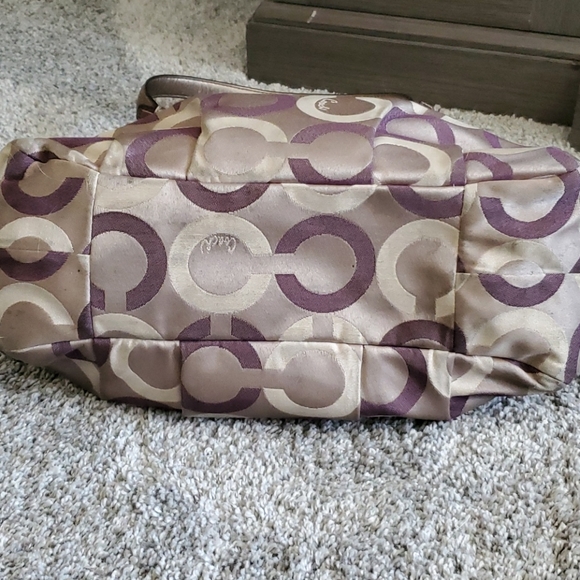 Euc Coach Hobo - Picture 9 of 10